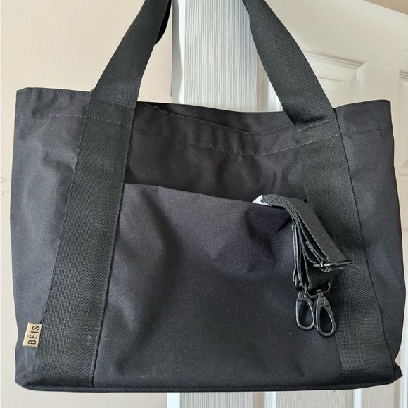 BEIS Handbags - Beisics Tote